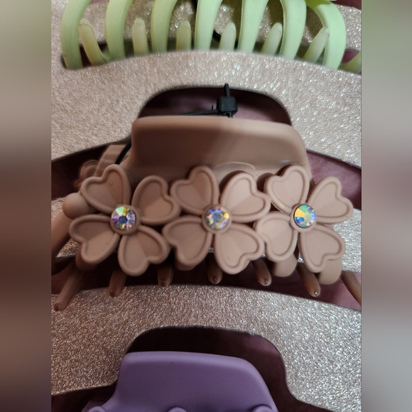 Trio Hair Clips Rubberized - Picture 3 of 4